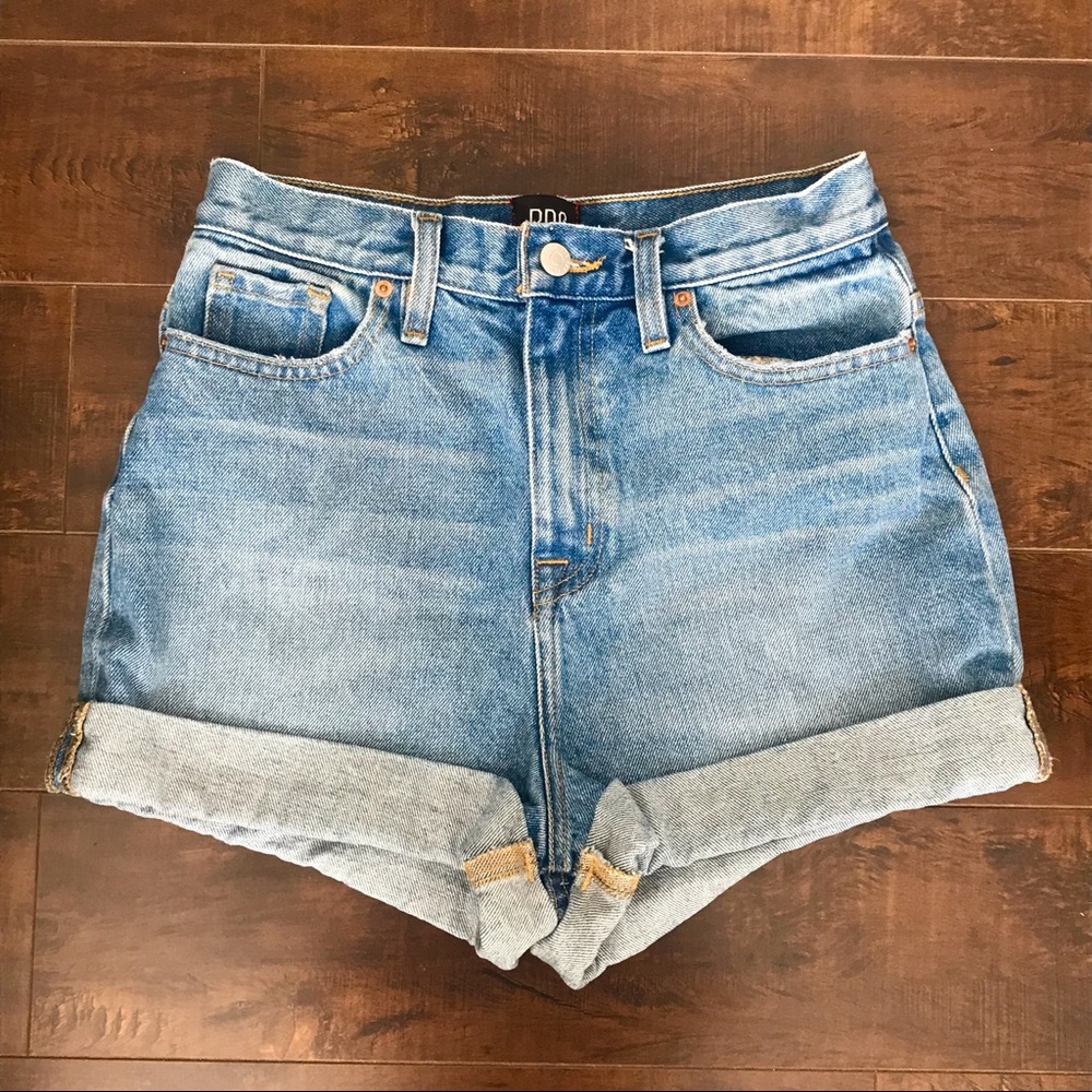 BDG Mom High-rise denim shorts